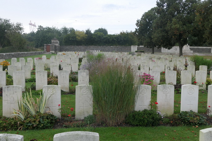 Loos brit cem18 resize resize